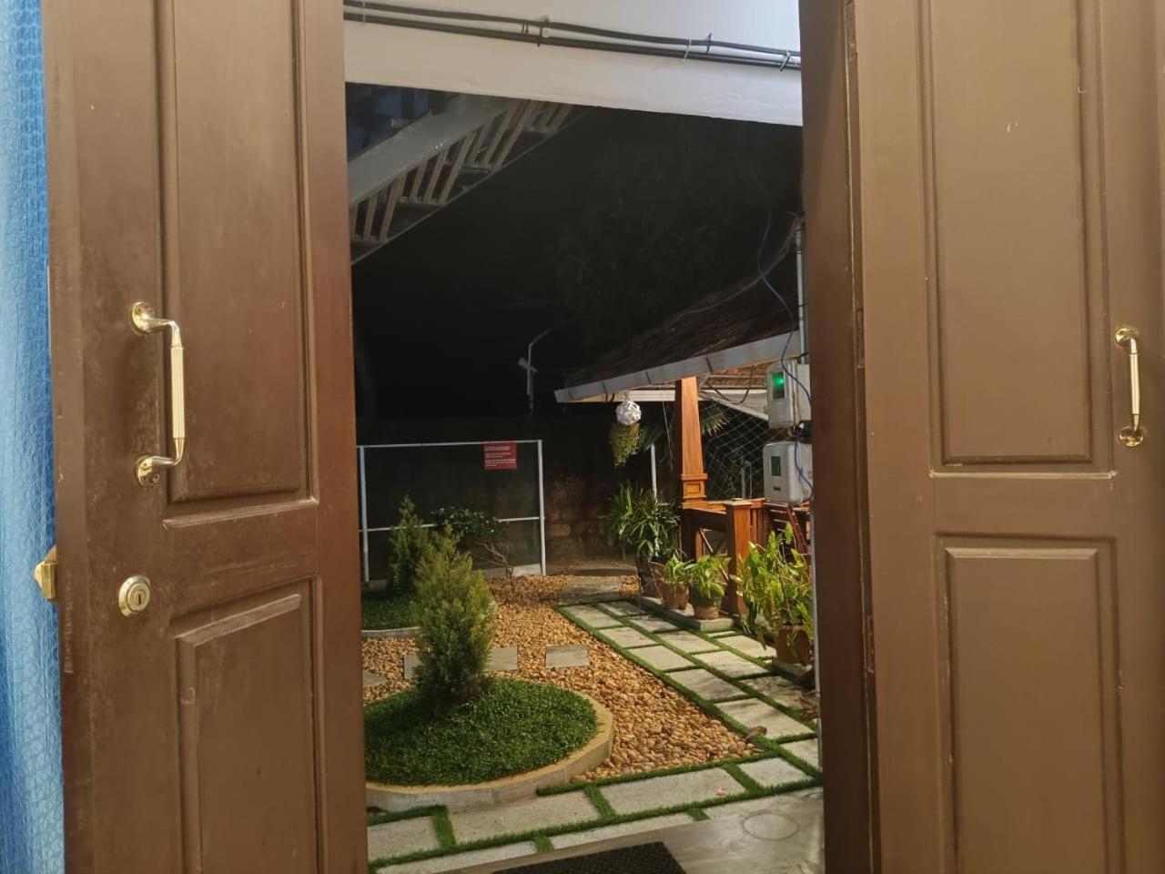 Marari Xavier'S Inn Alappuzha Exterior photo